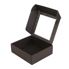 Gofrētā kartona kastes ar atlokāmu vāku un lodziņu 215 x 195 x 70mm, melna, iepakojumā 10 gab.